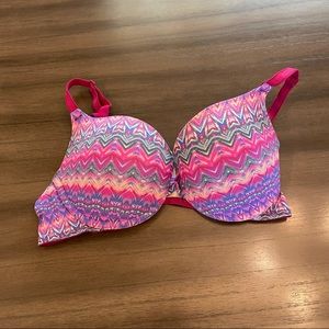 VS pink - adds 2 size - push up bra